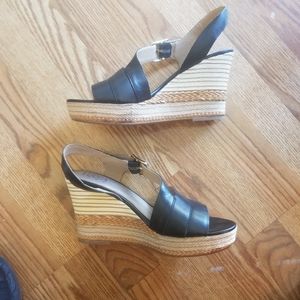 Luca Lane Wedge Sandals